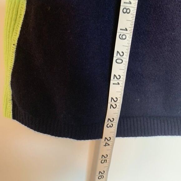 Vintage H Hilfiger Angora Navy and Lime Short Sleeve Sweater - Picture 6 of 6